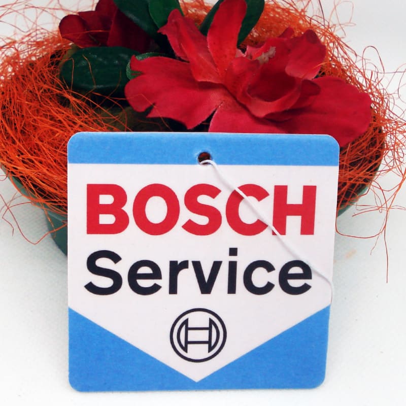 Una muestra de ambientador de coche personalizado fabricado para una empresa de repuestos eléctricos del automóvil BOSH
